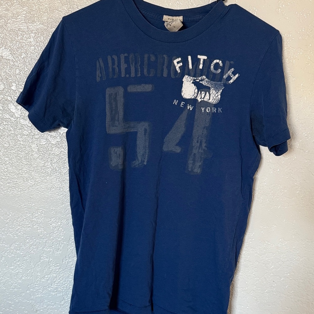 Vintage 2007 (appx) Abercrombie & Fitch Navy Graphic Tee